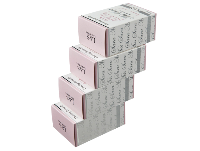 White cardboard cosmetic packaging box